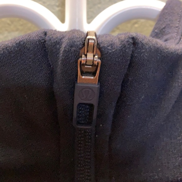 Lululemon Mens XL Navy Blue Full Zip Hoodie - Picture 3 of 3